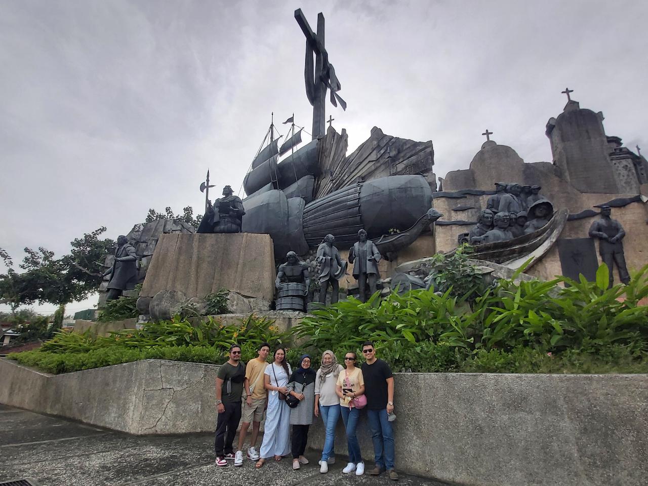 Cebu monument heritage park